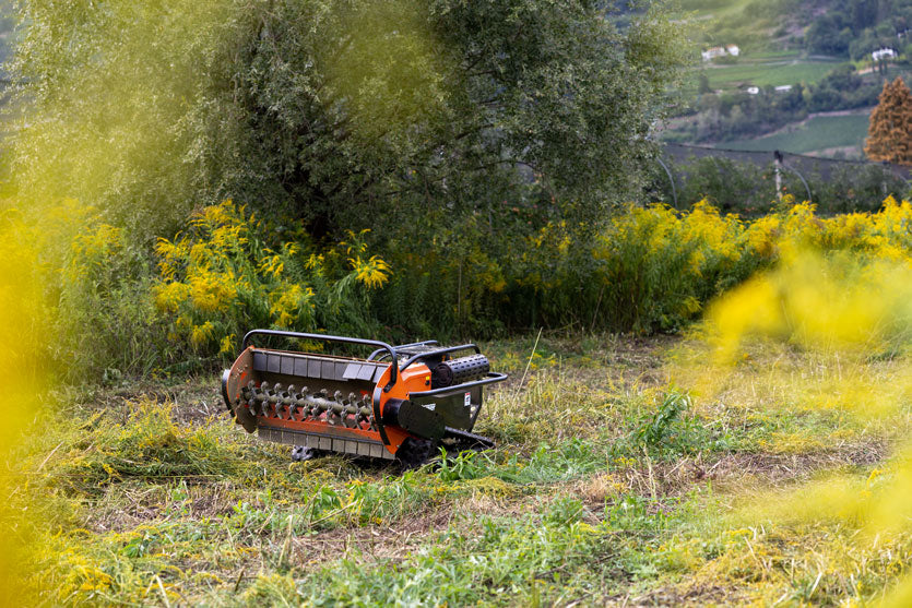 Stocker Robot Trincia Radiocomandato Professionale TERROX R1000
